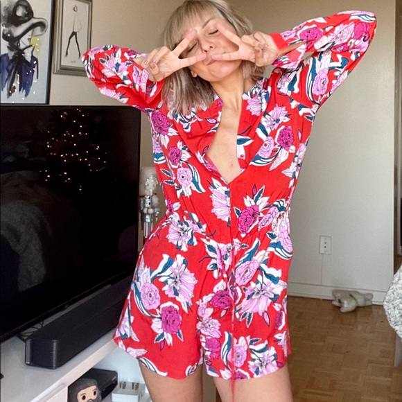 Meet your Posher, Gabrielle - Picture 1 of 2